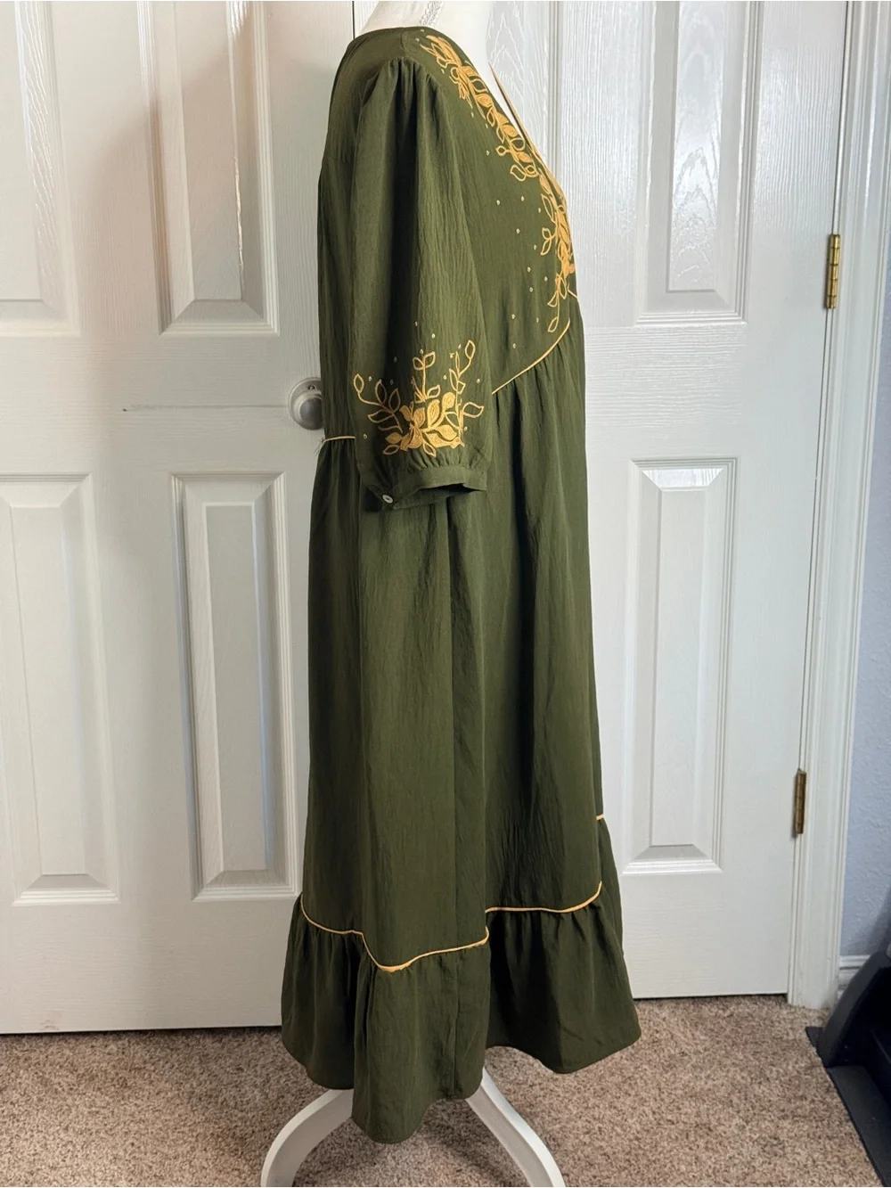 Fig + Flower Olive Green Embroidered Boho Midi Dress XL EUC - Picture 2 of 9